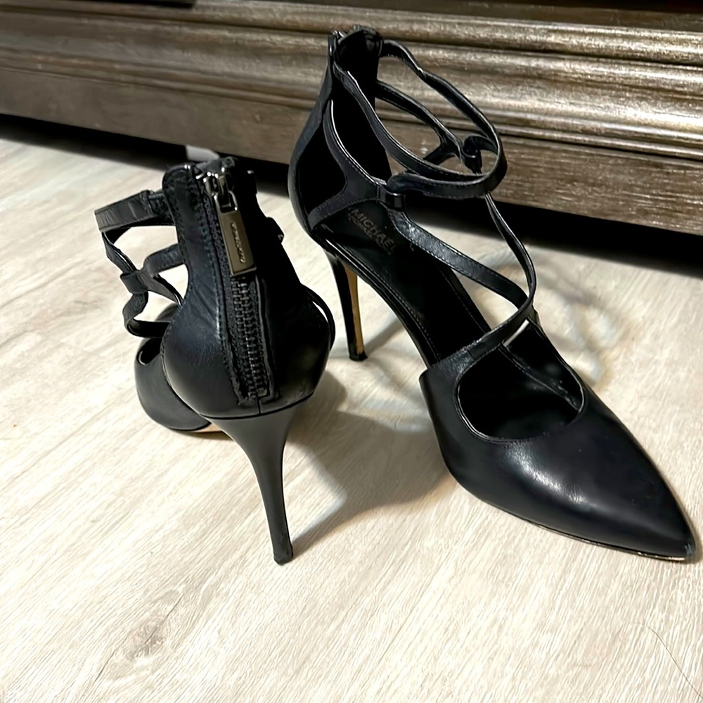 MK MICHAEL KORS REAL LEATHER STRAPPY PUMP HEELS